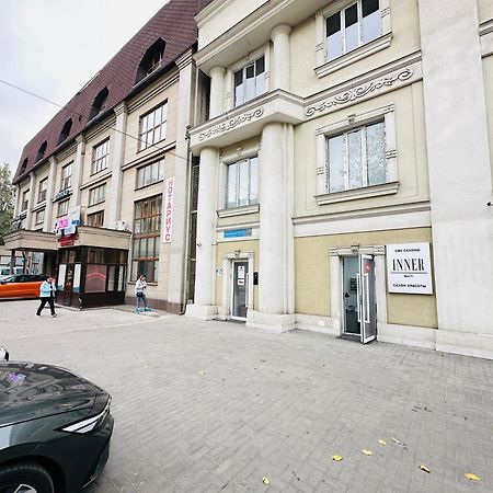 Center Capsule Hotel Almati Kültér fotó