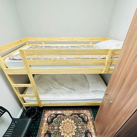 Center Capsule Hotel Almati Kültér fotó