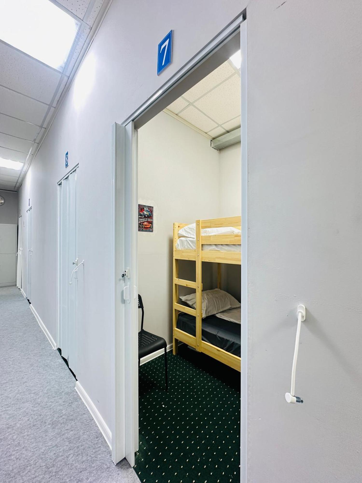 Center Capsule Hotel Almati Kültér fotó